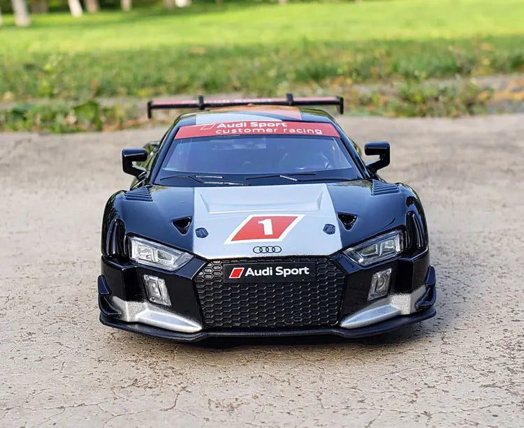 AUDI R8 Le Mans
