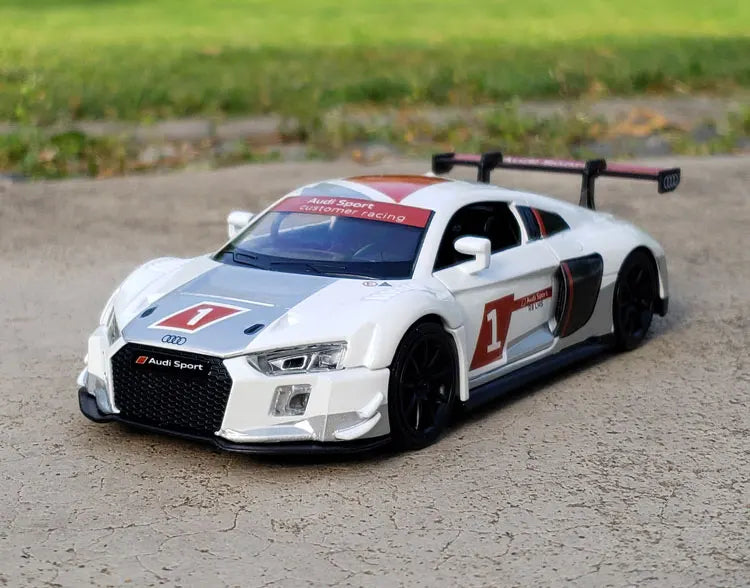 AUDI R8 Le Mans