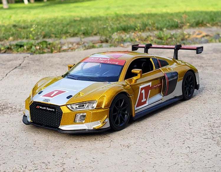 AUDI R8 Le Mans