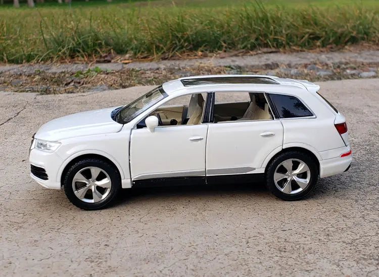 AUDI Q7 SUV