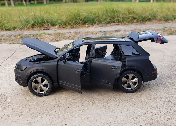 AUDI Q7 SUV