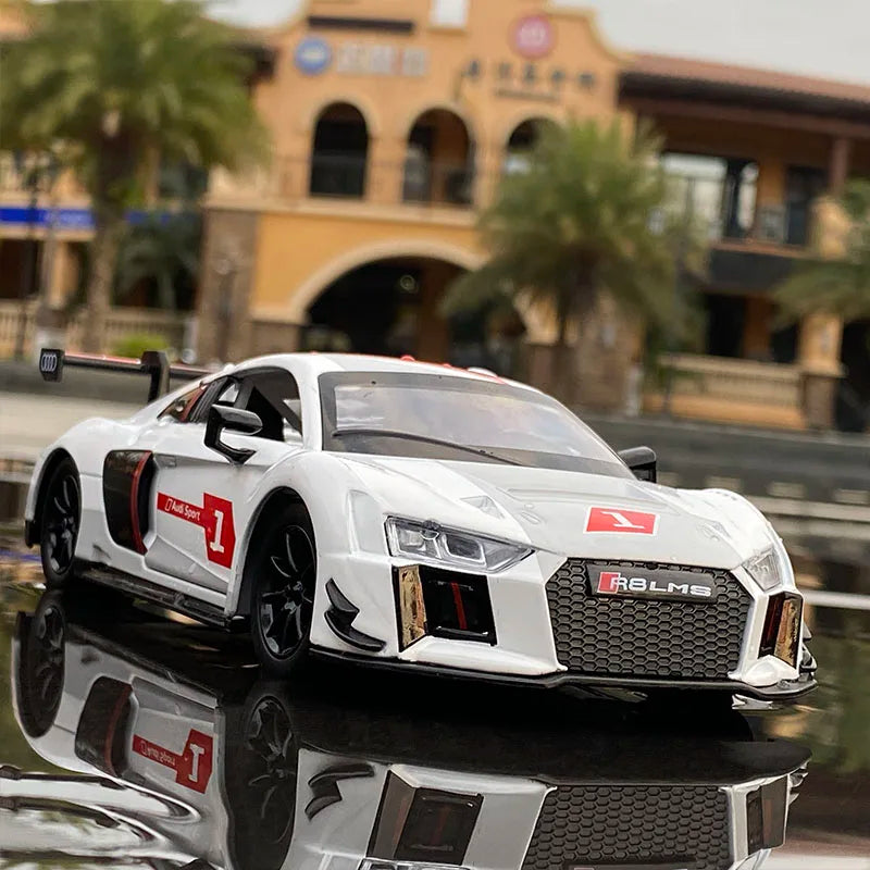 AUDI R8 Le Mans